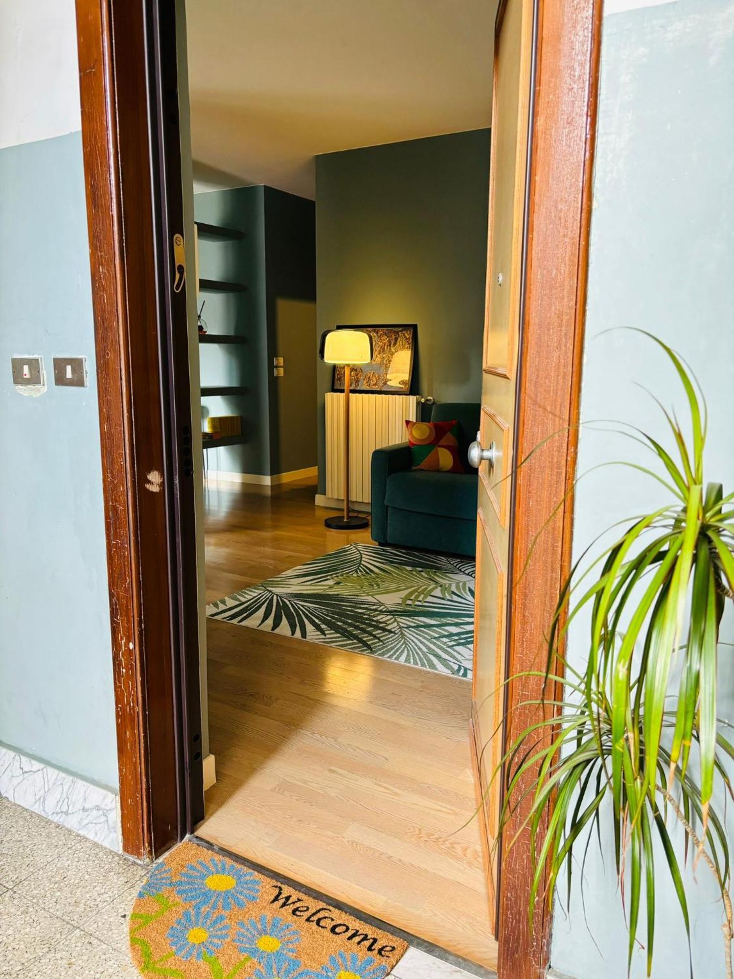 4 Seasons Signorile Apartment Bari Exterior photo